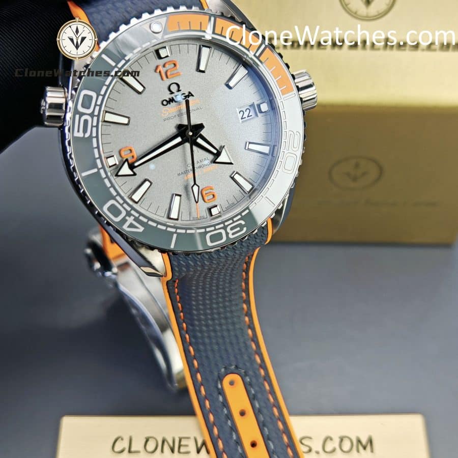 OMEGA Super Clone Watches 1:1 Seamaster Ocean Planet 600M 215.92.44.21.99.001 43.5MM