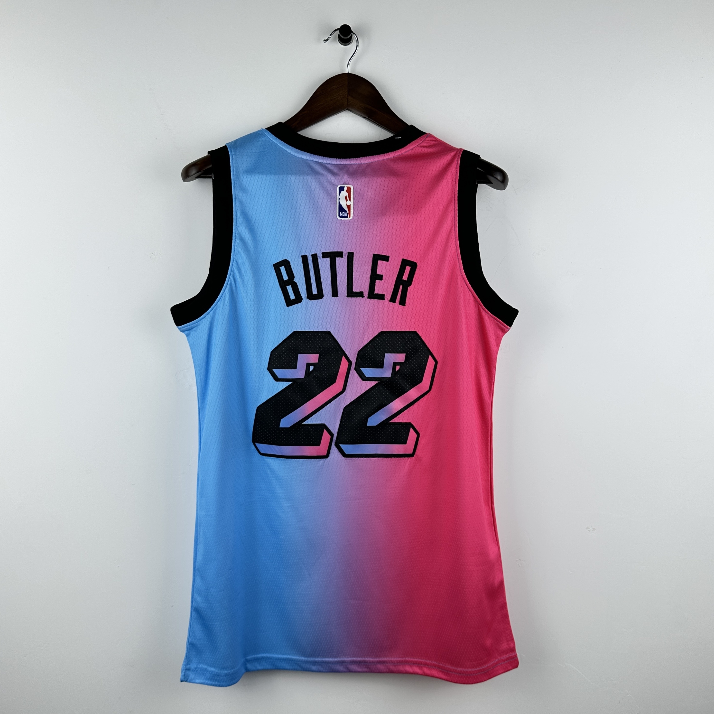 Embroidered Heat Gradient No. 22 Butler