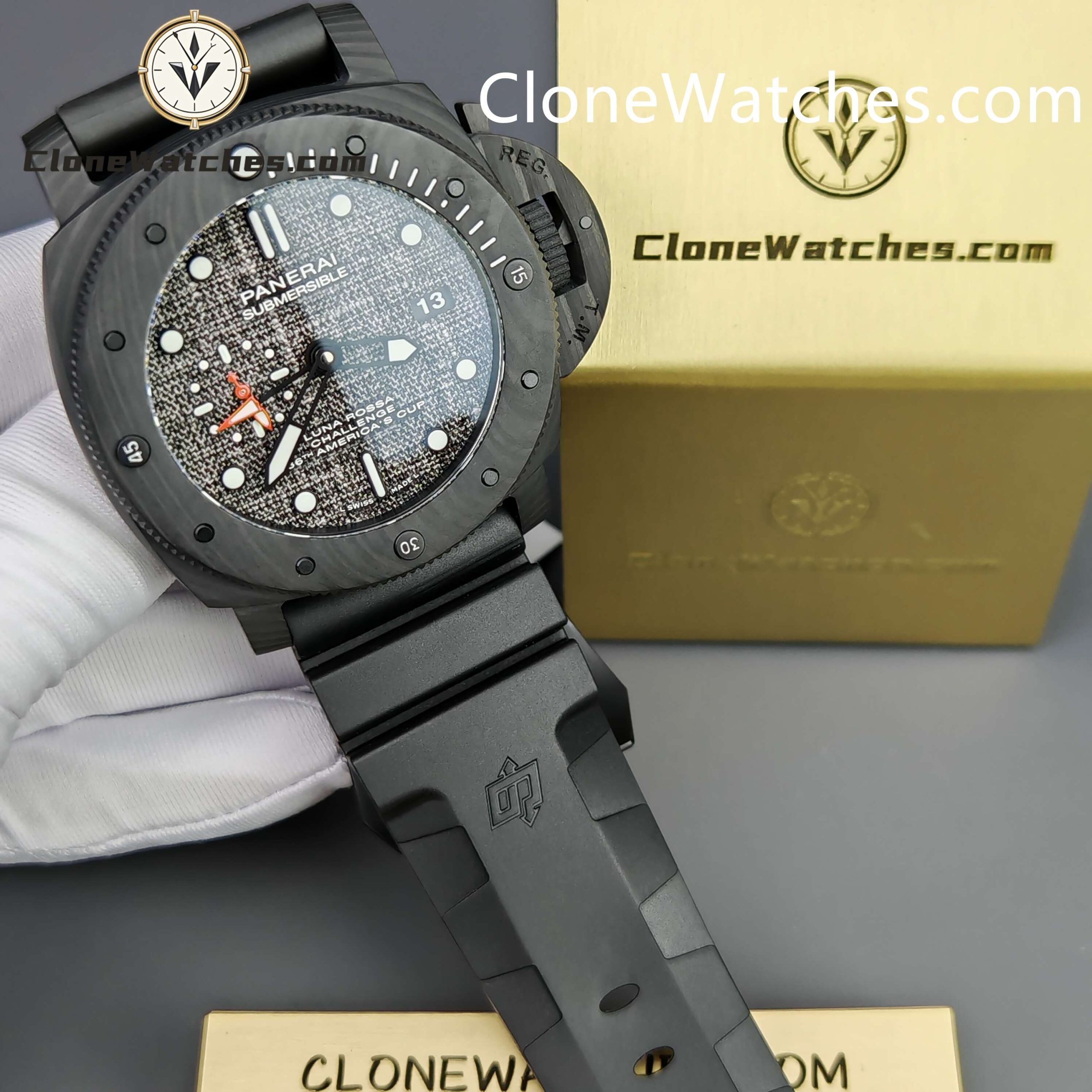 Panerai Super Clone Watches 1:1 Submersible Luna Rossa CarboTech GMT America’s Cup PAM 01039