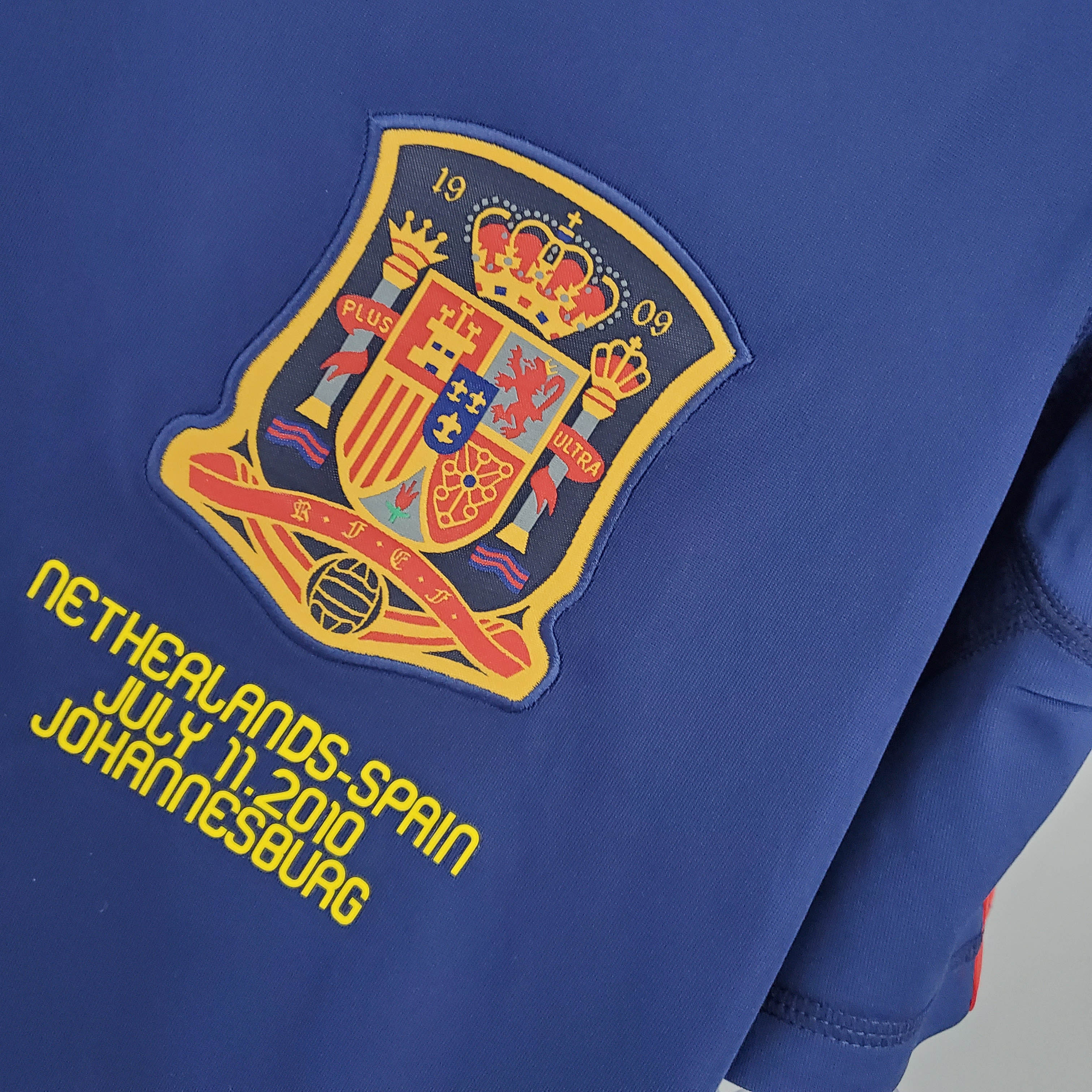 2010 Retro Spain Away Soccer Shirt - Fans Edition