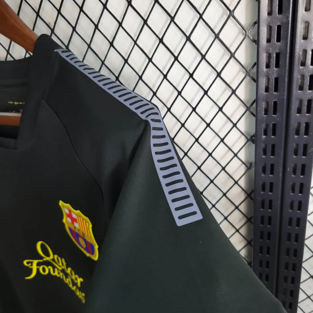 2011/12 Barcelona away retro jersey