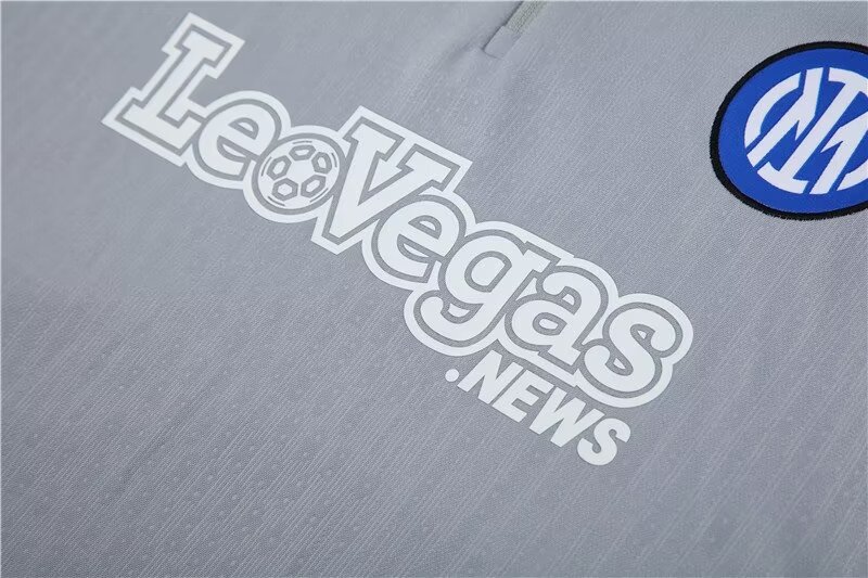 2024/25 Inter Milan gray half-pull training suit 1:1 Thai quality