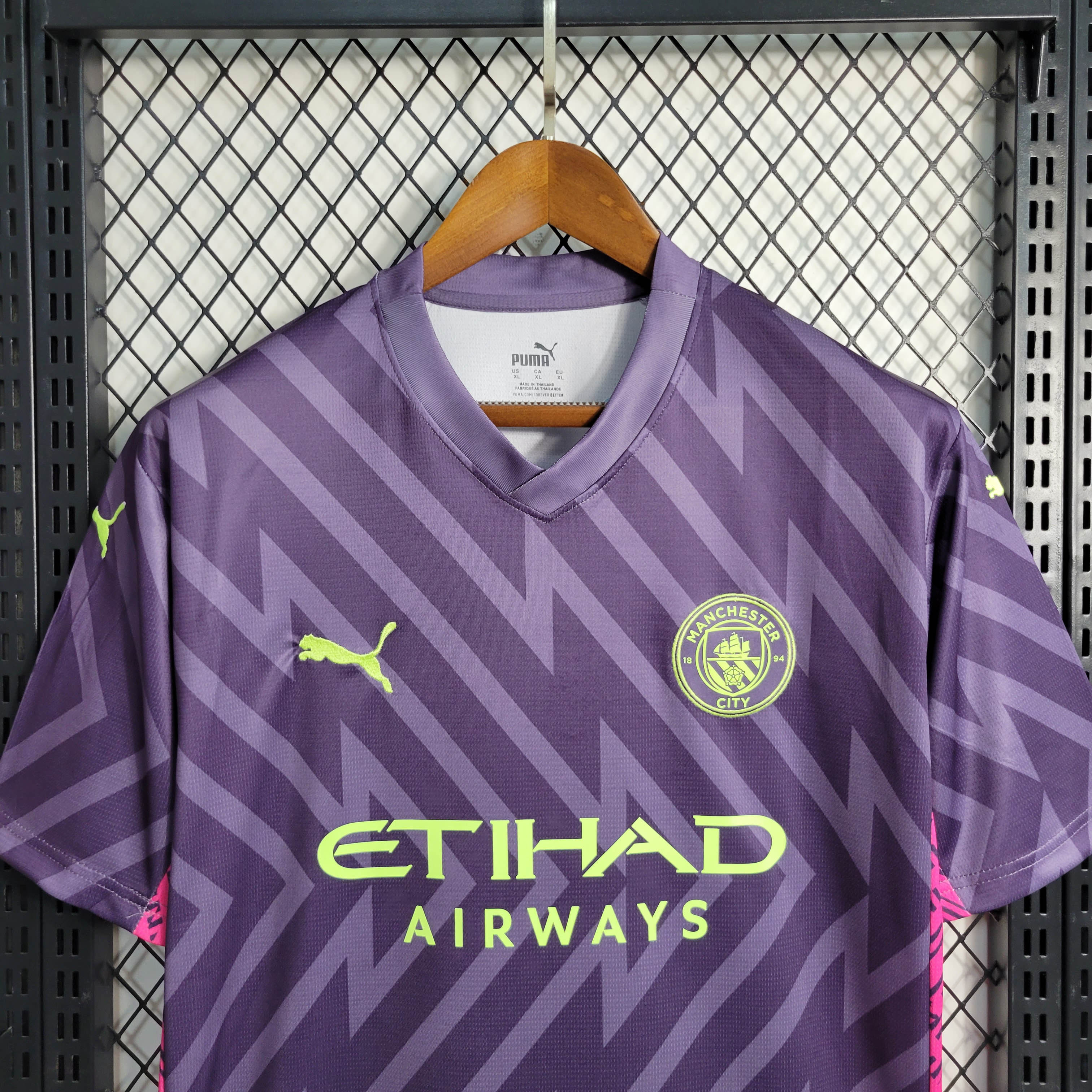 2023/2024 Manchester City Goalkeeper Purple Football Shirt 1:1 Thai Quality-Fans