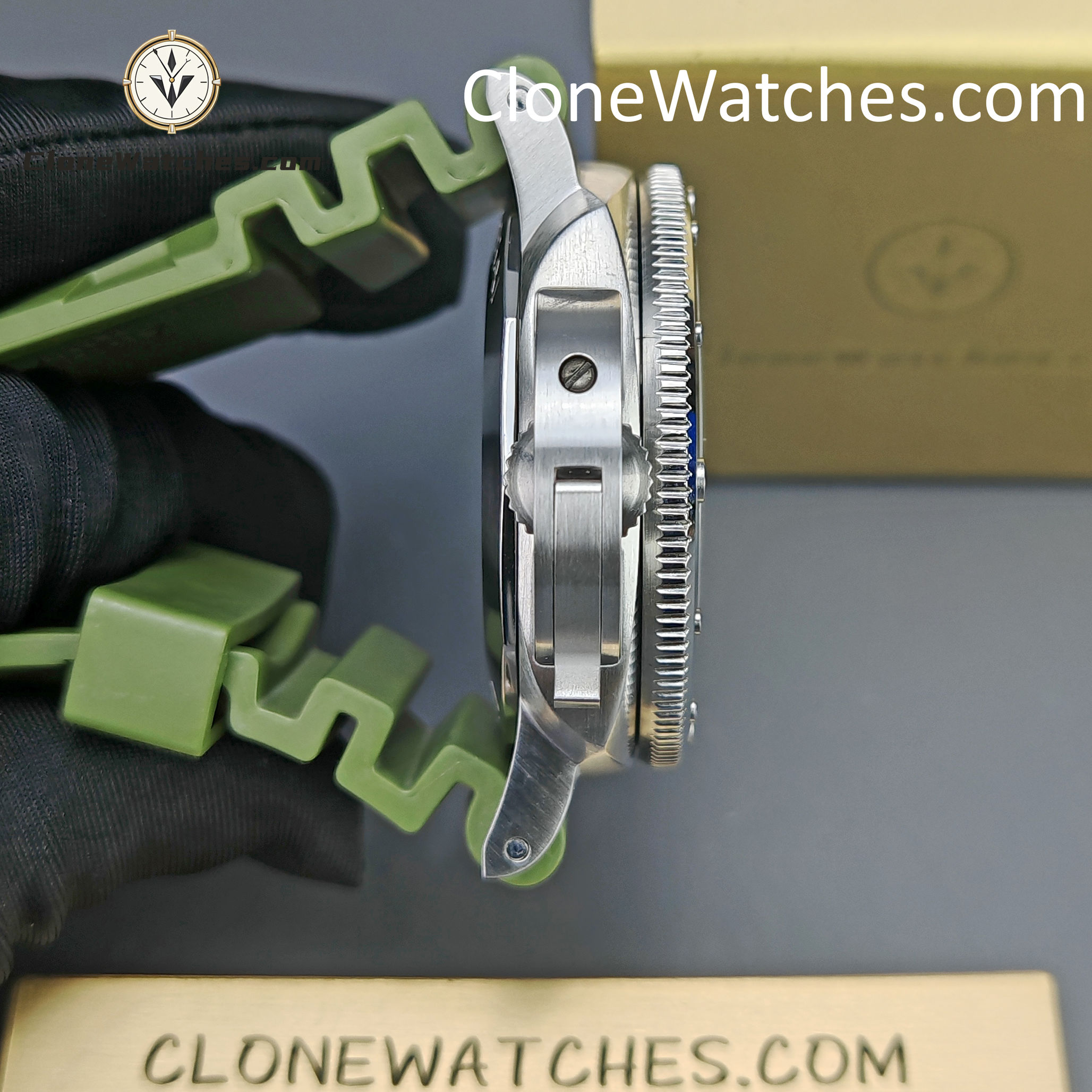 Panerai Super Clone Watches 1:1 Submersible QuarantaQuattro PAM01226