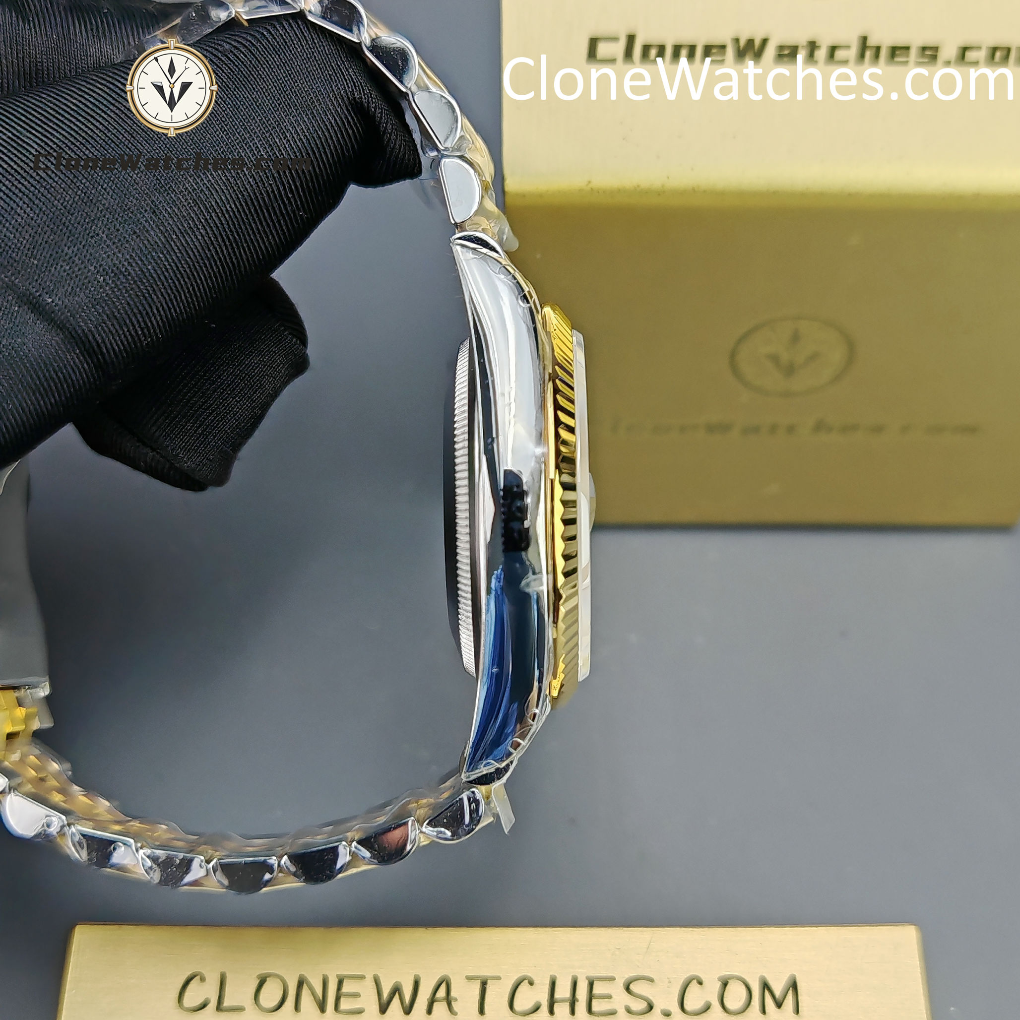 Rolex Super Clone Watches 1:1 DateJust Gold Dial m126233-0015 Jubilee 36MM 3235 Movement