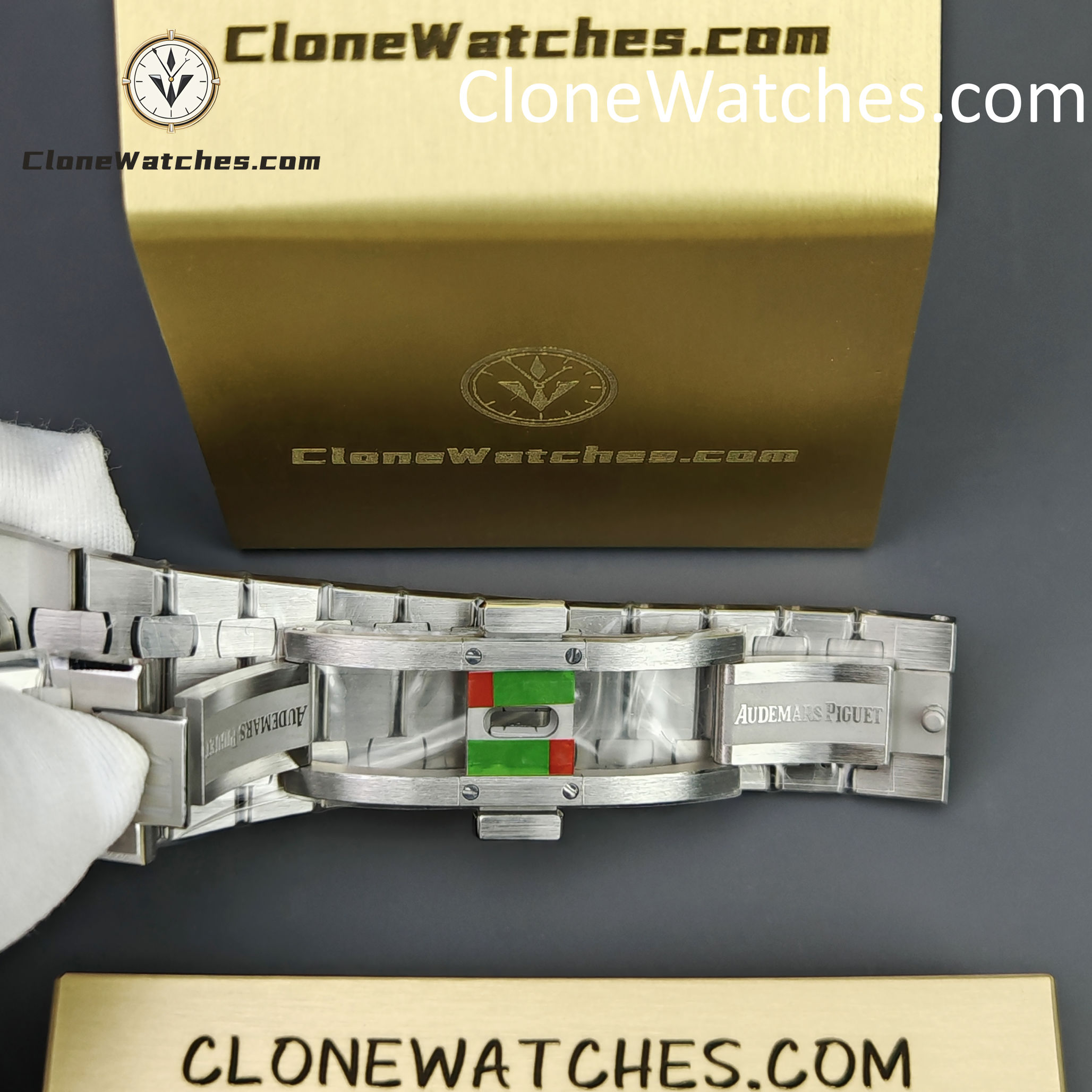 Audemars Piguet Super Clone Watches 1:1 Royal Oak “Jumbo” Extra-Thin 15202ST 39MM