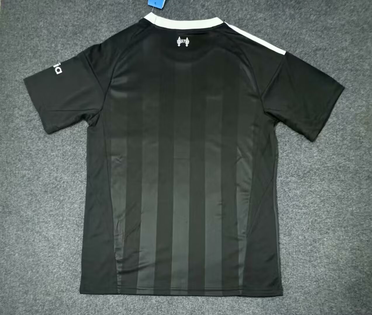 2025-26 Liverpool Goalkeeper Black - Shirt