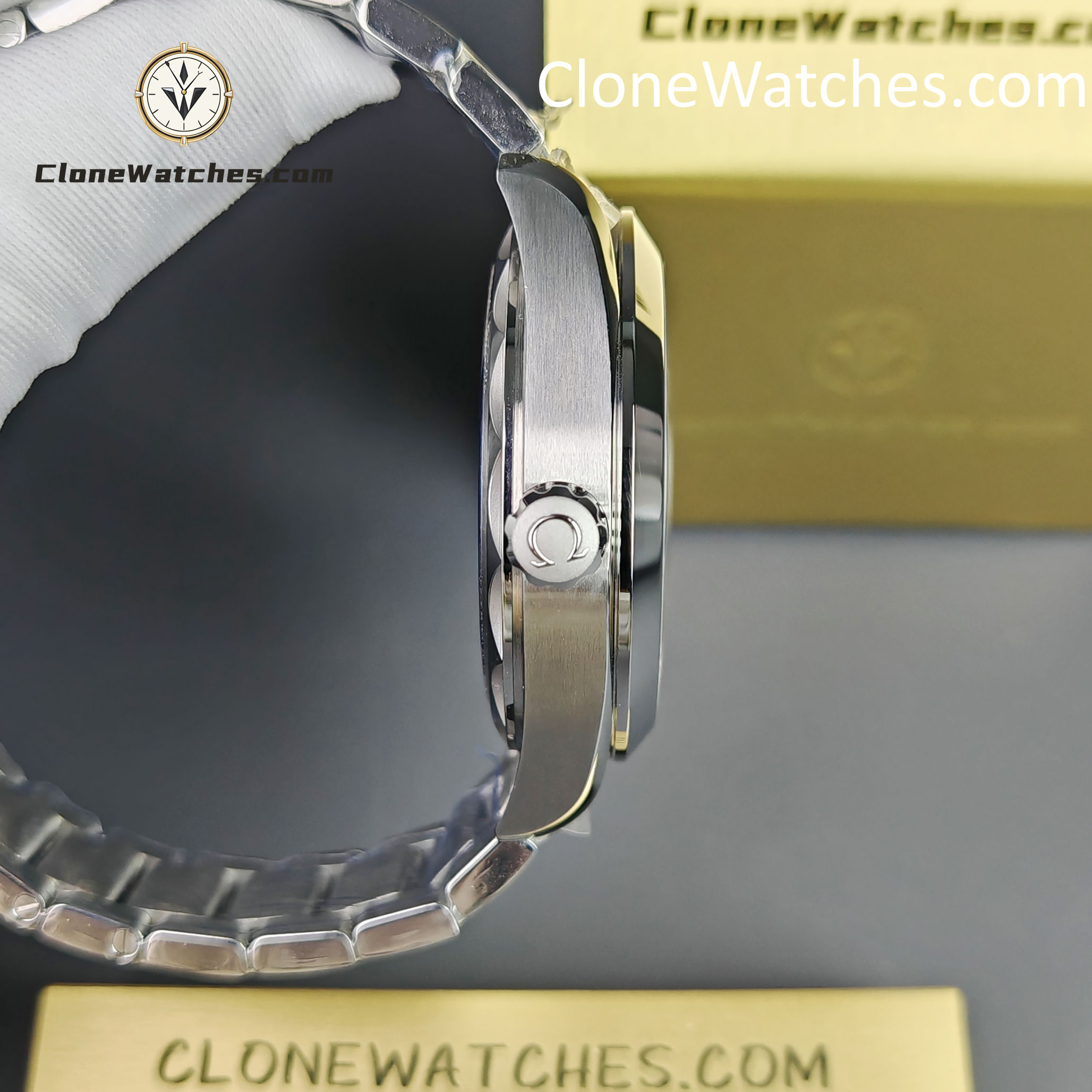 OMEGA Super Clone Watches 1:1 Seamaster Aqua Terra 150M 220.10.43.22.03.001 43MM