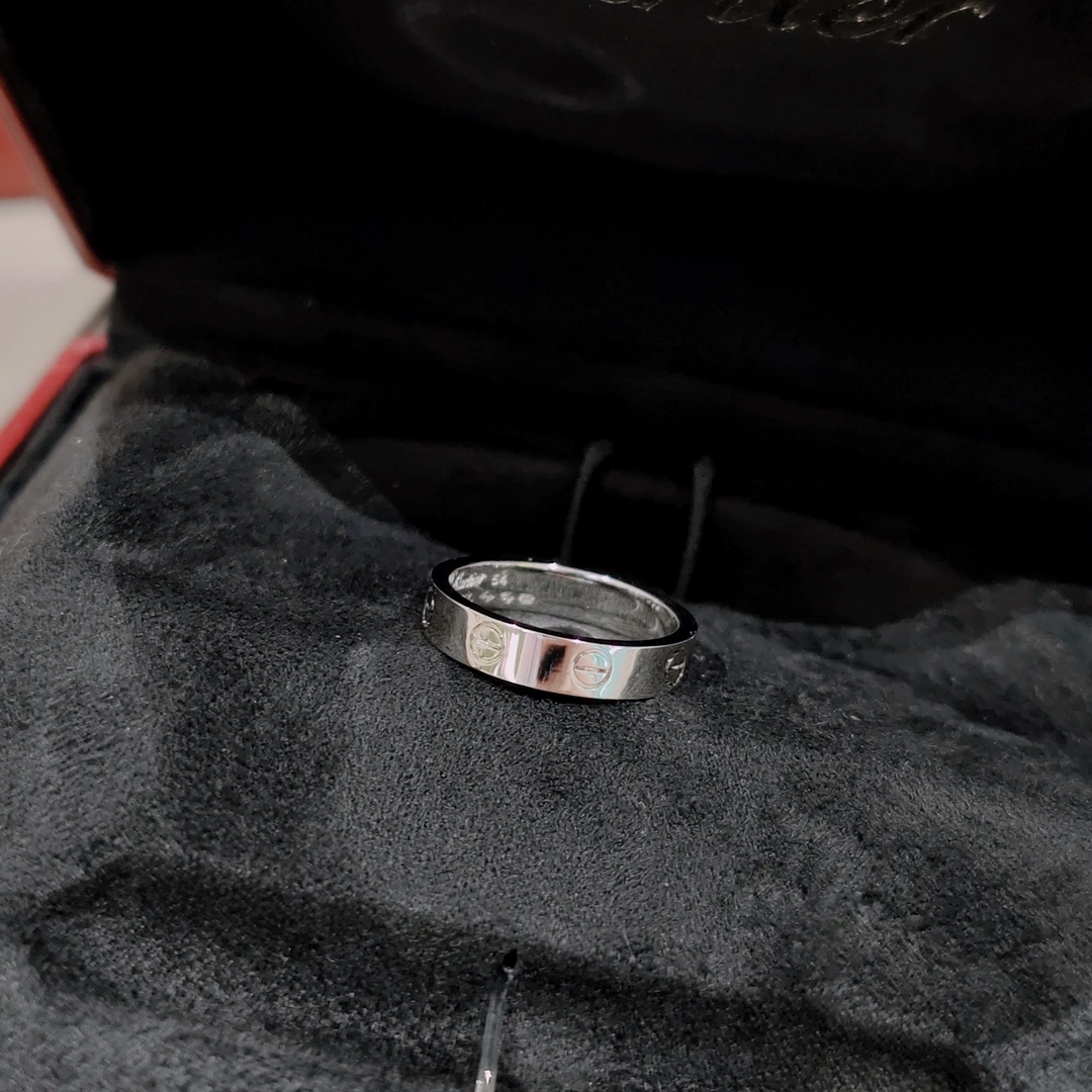 𝐂𝐚𝐫𝐭𝐢𝐞𝐫 𝐋𝐨𝐯𝐞 ♥️ Classic Diamond Free Ring Narrow Edition