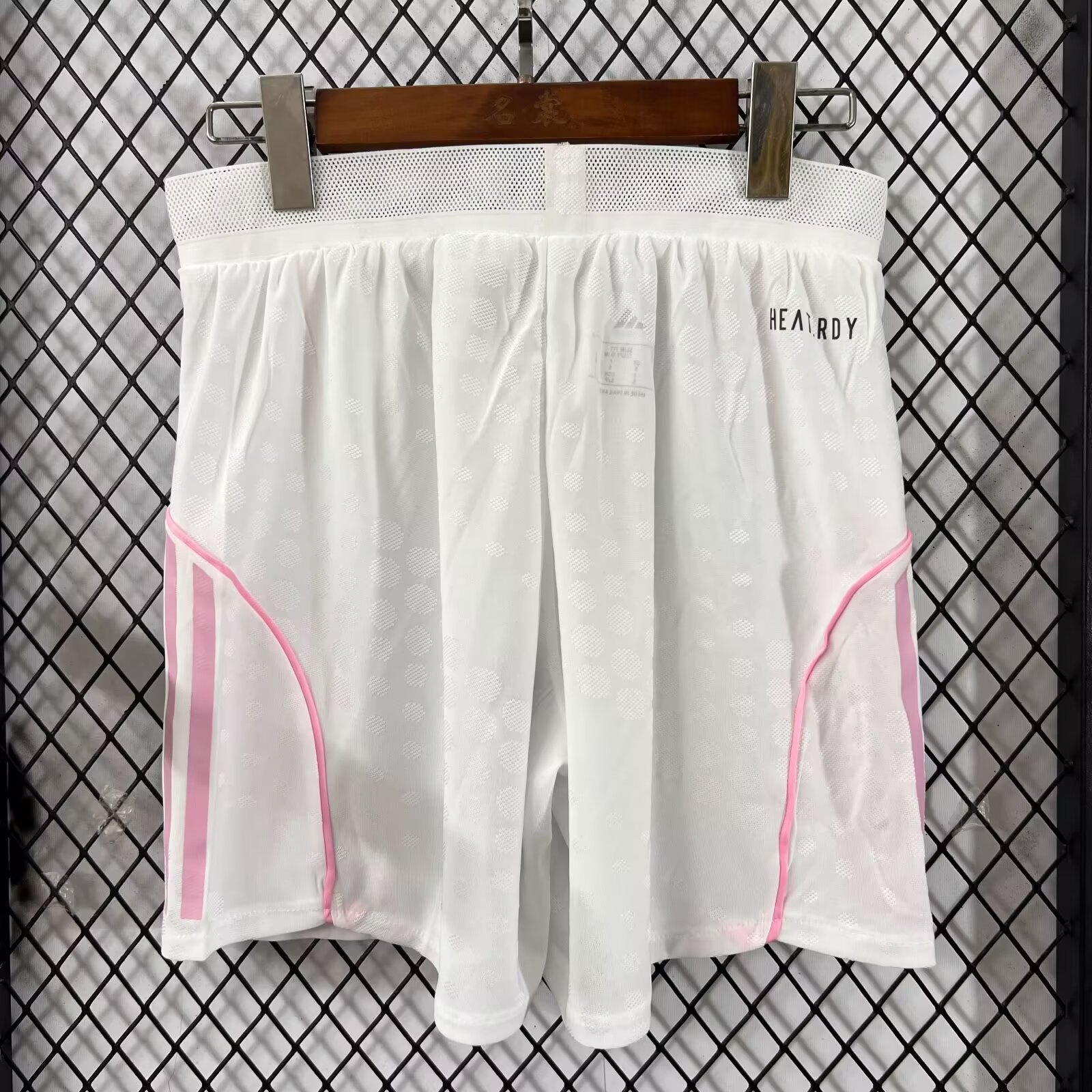 25-26 Juventus Away Shorts - Fans Edition