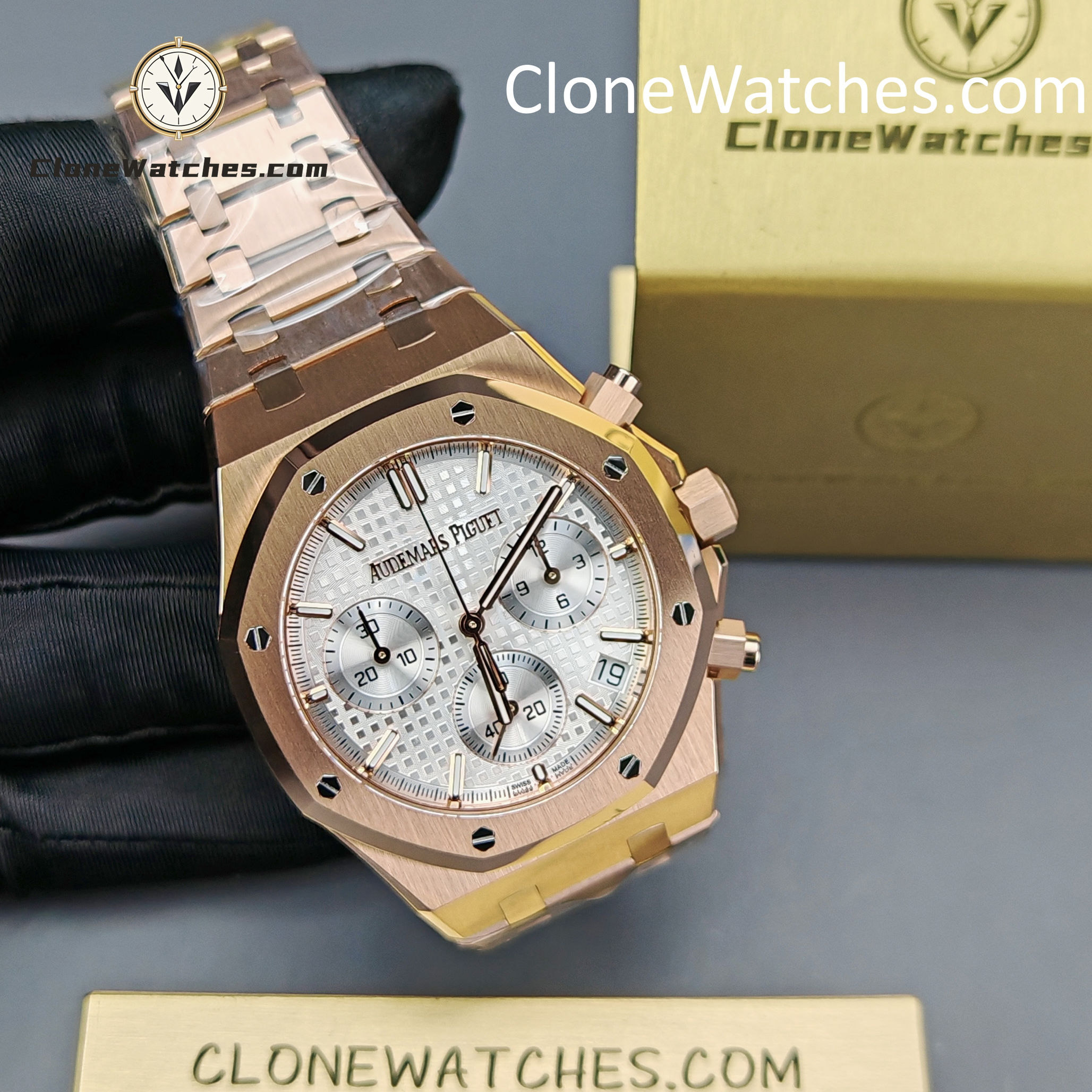 Audemars Piguet Super Clone Watches 1:1 Royal Oak Rose Gold 26240 White Dial