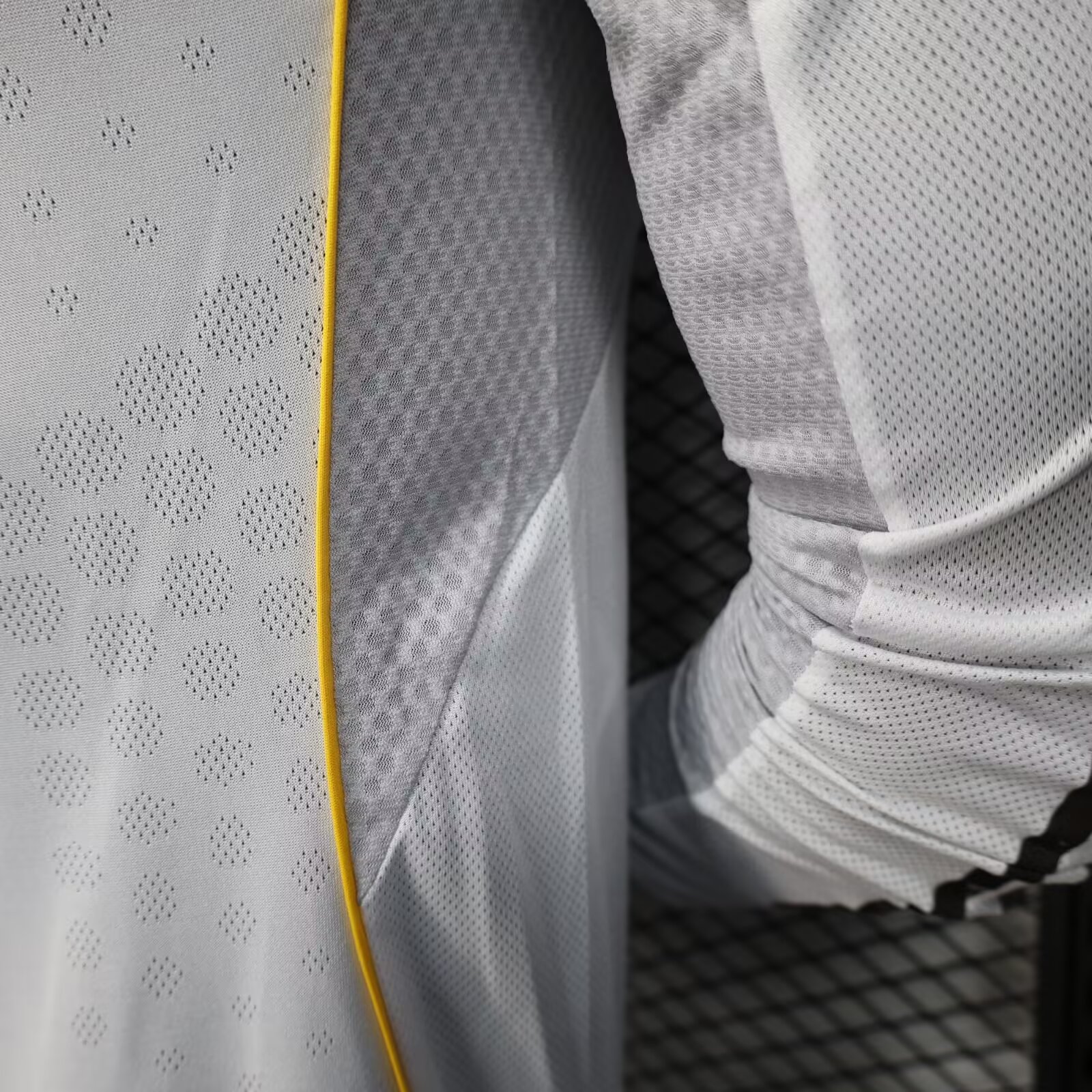 2025-26 New Season Real Madrid Home Long Sleeve Jersey - Player Edition