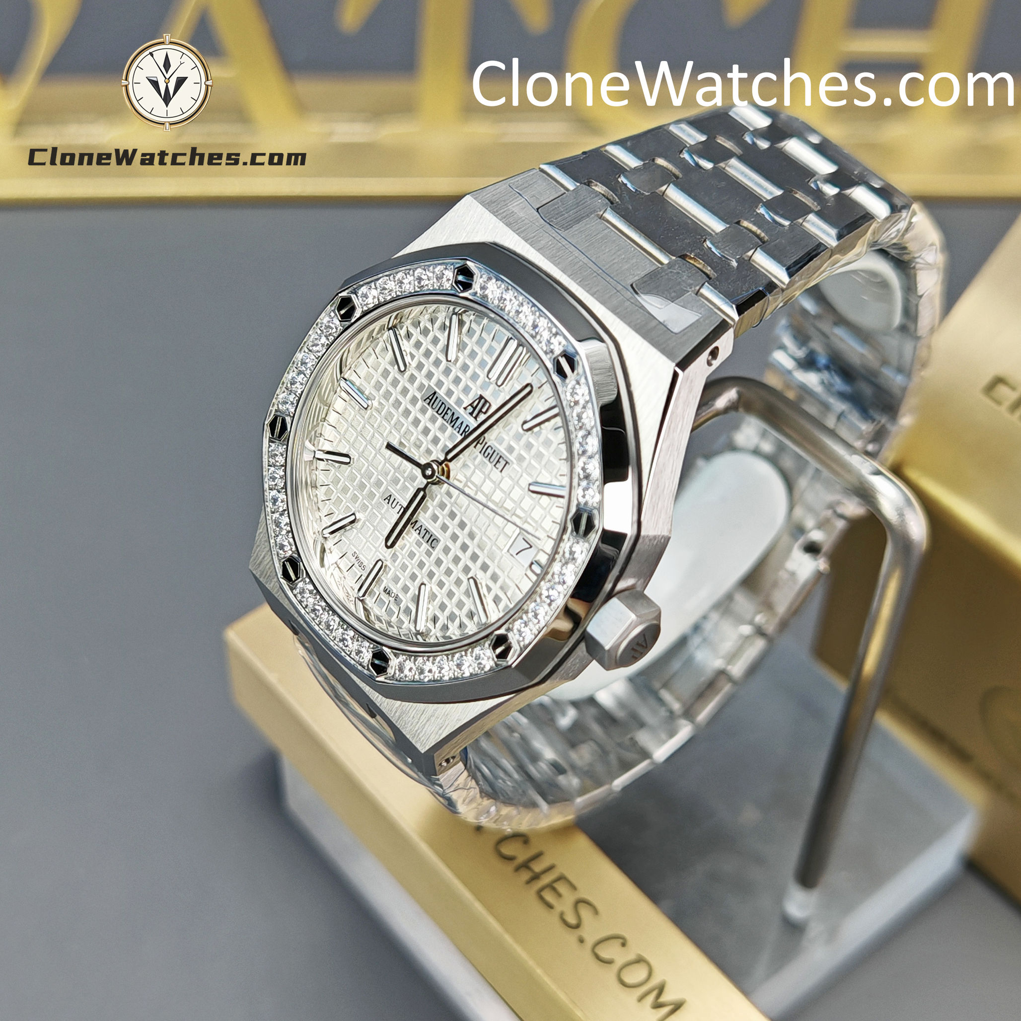 Audemars Piguet Super Clone Watches 1:1 Royal Oak 15453 White Dial 37MM