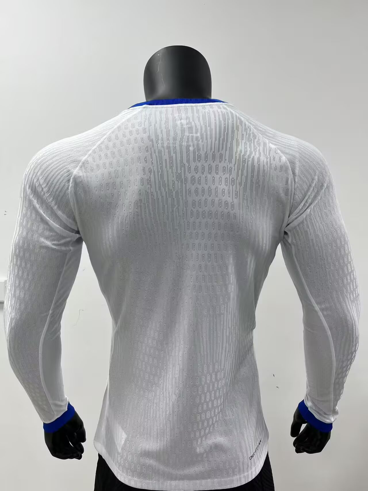2025-26 England Long Sleeve Jersey - Player Version