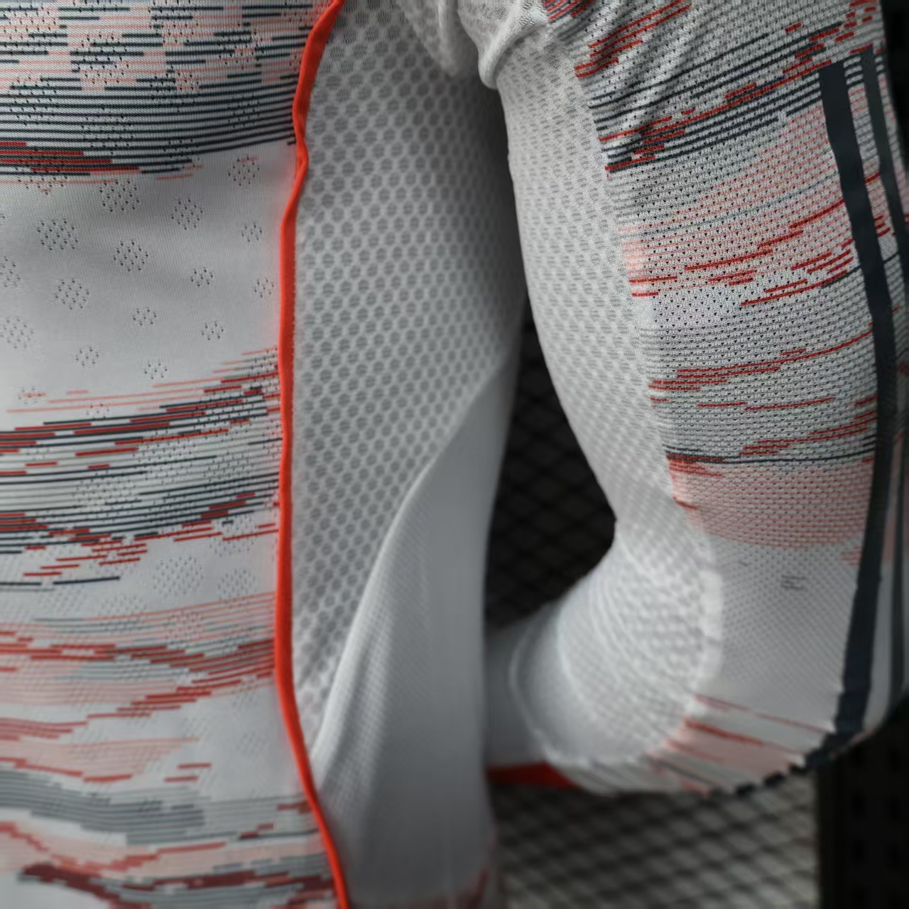 2025-26 Bayern Away Long Sleeve Jersey - Player Edition