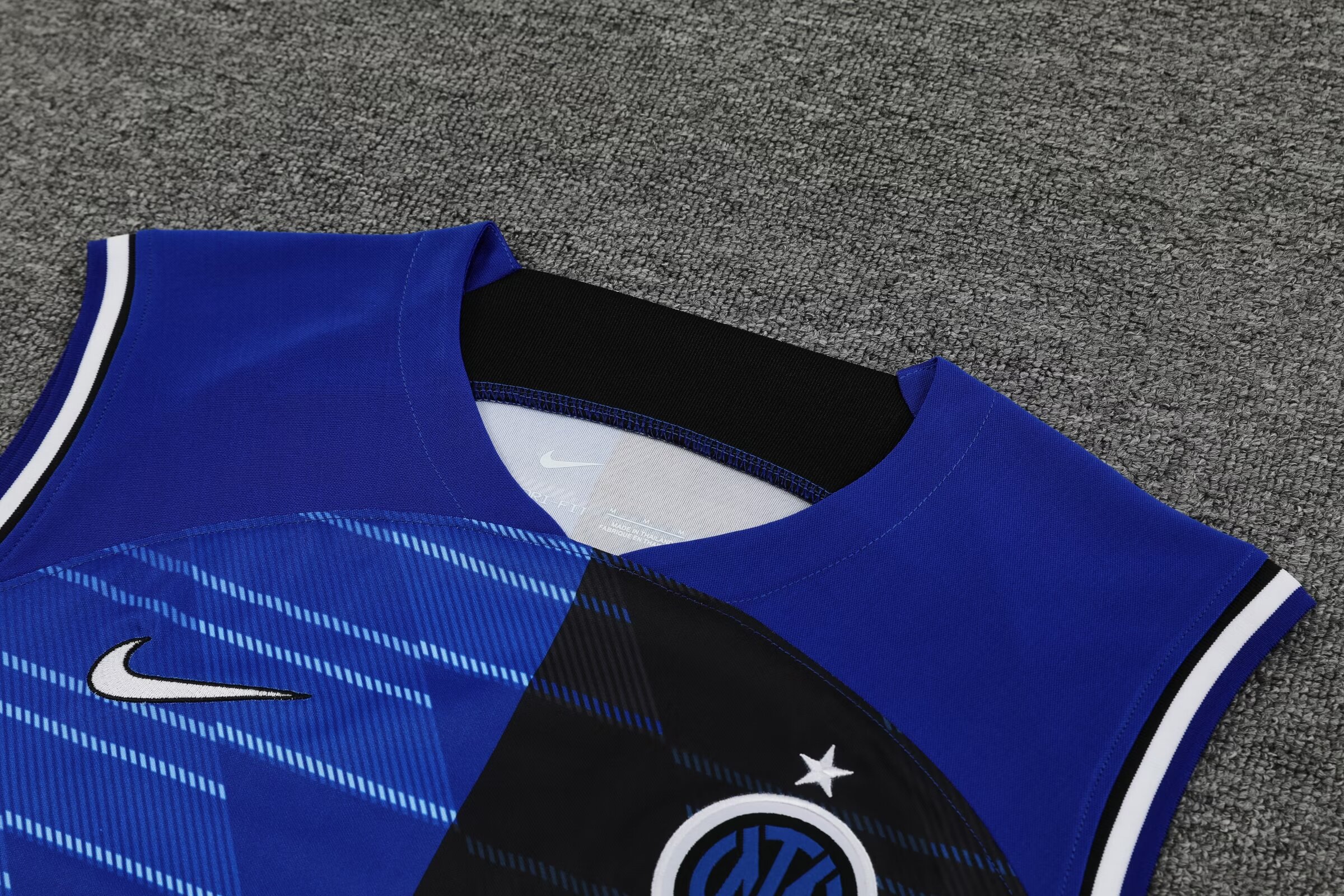2024/25 Inter Milan Training Vest