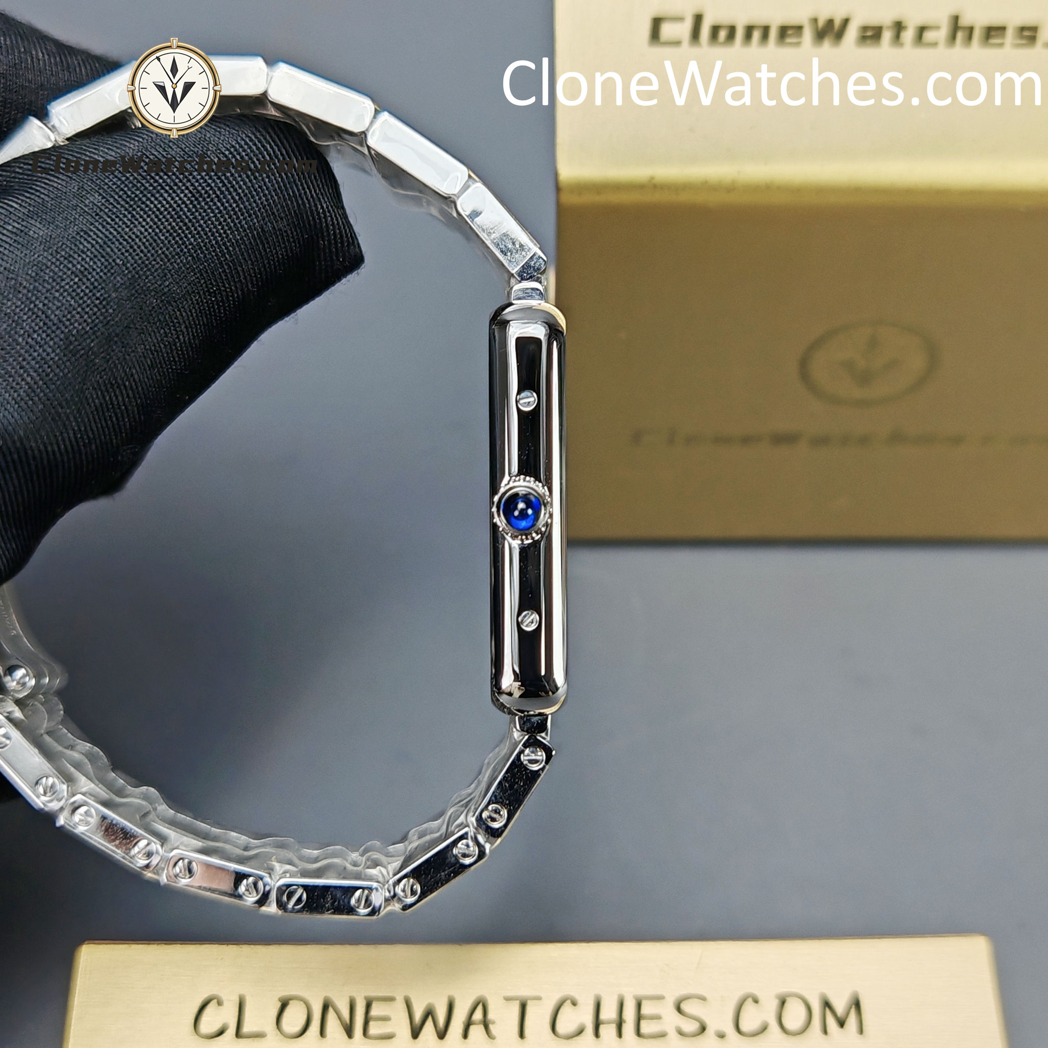 Cartier Super Clone Watches 1:1 Tank Solo Small Model quartz movement 31 x 24.4MM WGTA0342