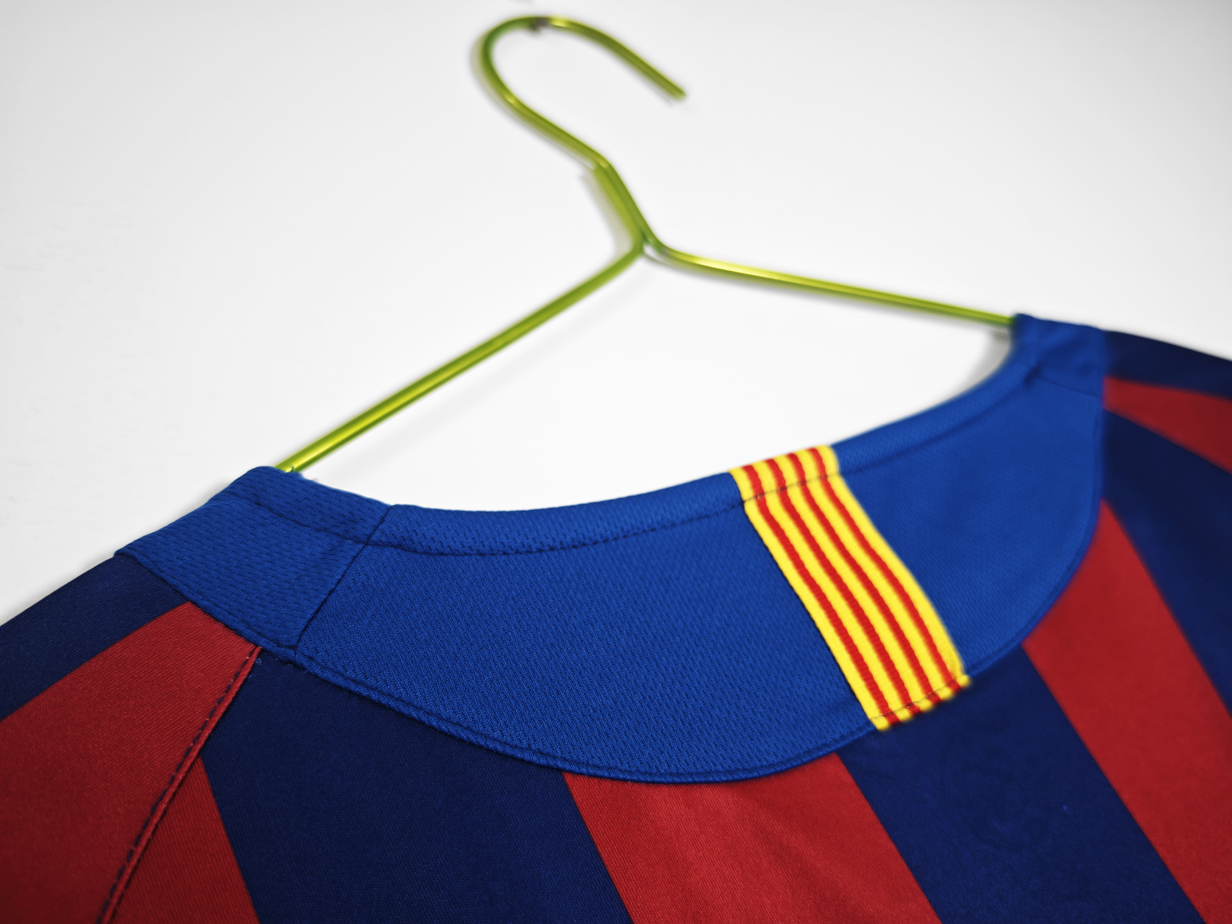 2005/06 Barcelona Home Retro Shirt League Edition - Fans Edition