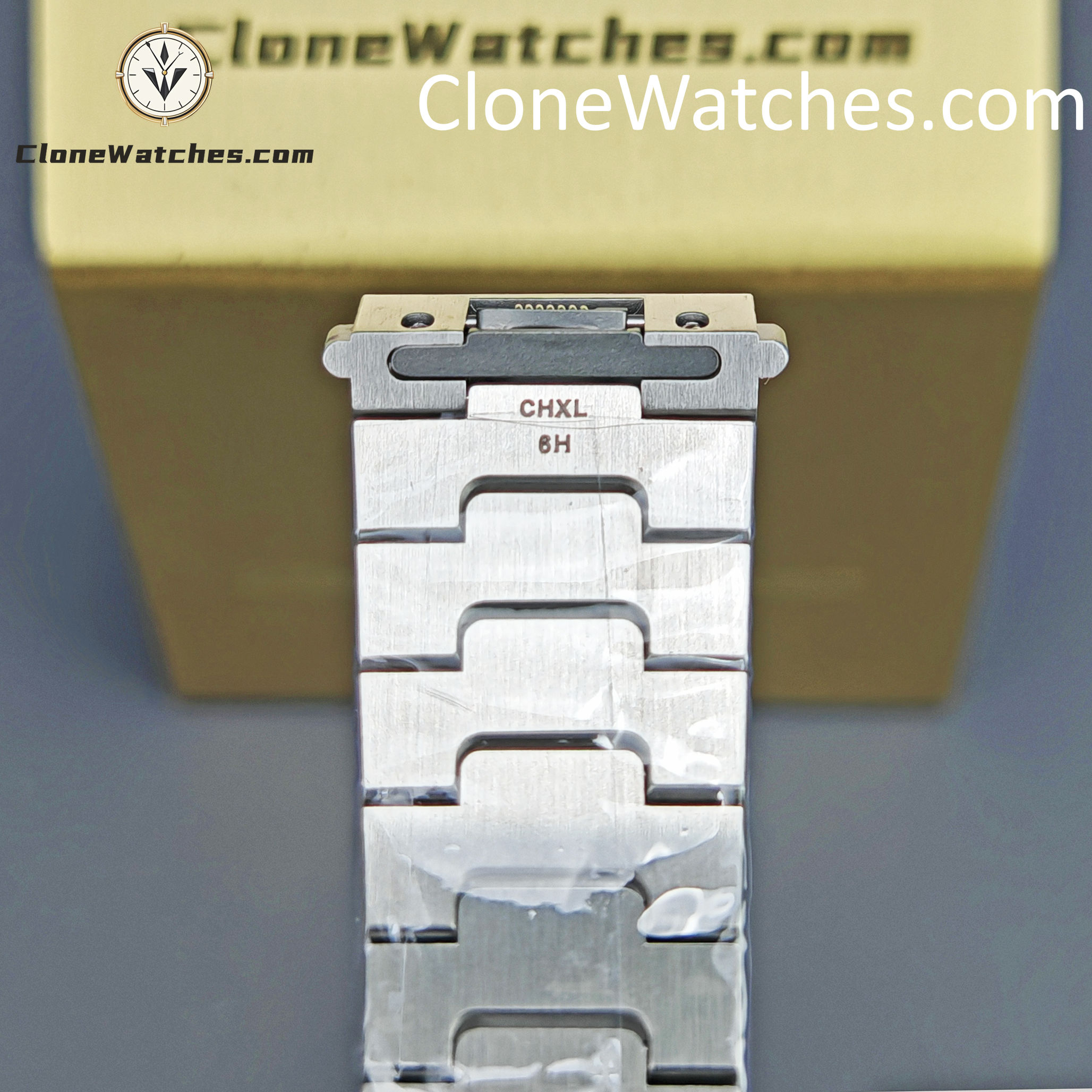 Cartier Super Clone Watches 1:1 Santos Series Green Dial 35.1MM WSSA0061