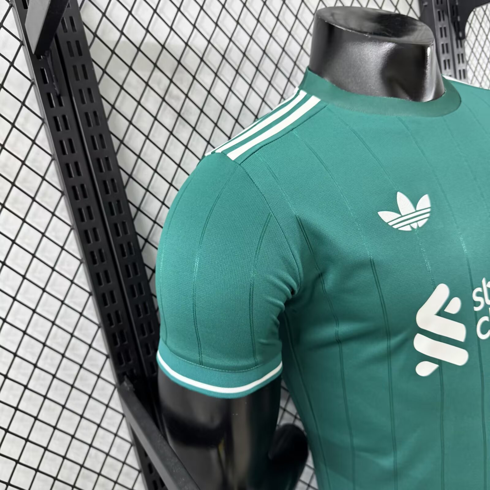 25-26 Liverpool FC Second Away Shirt - Player Edition