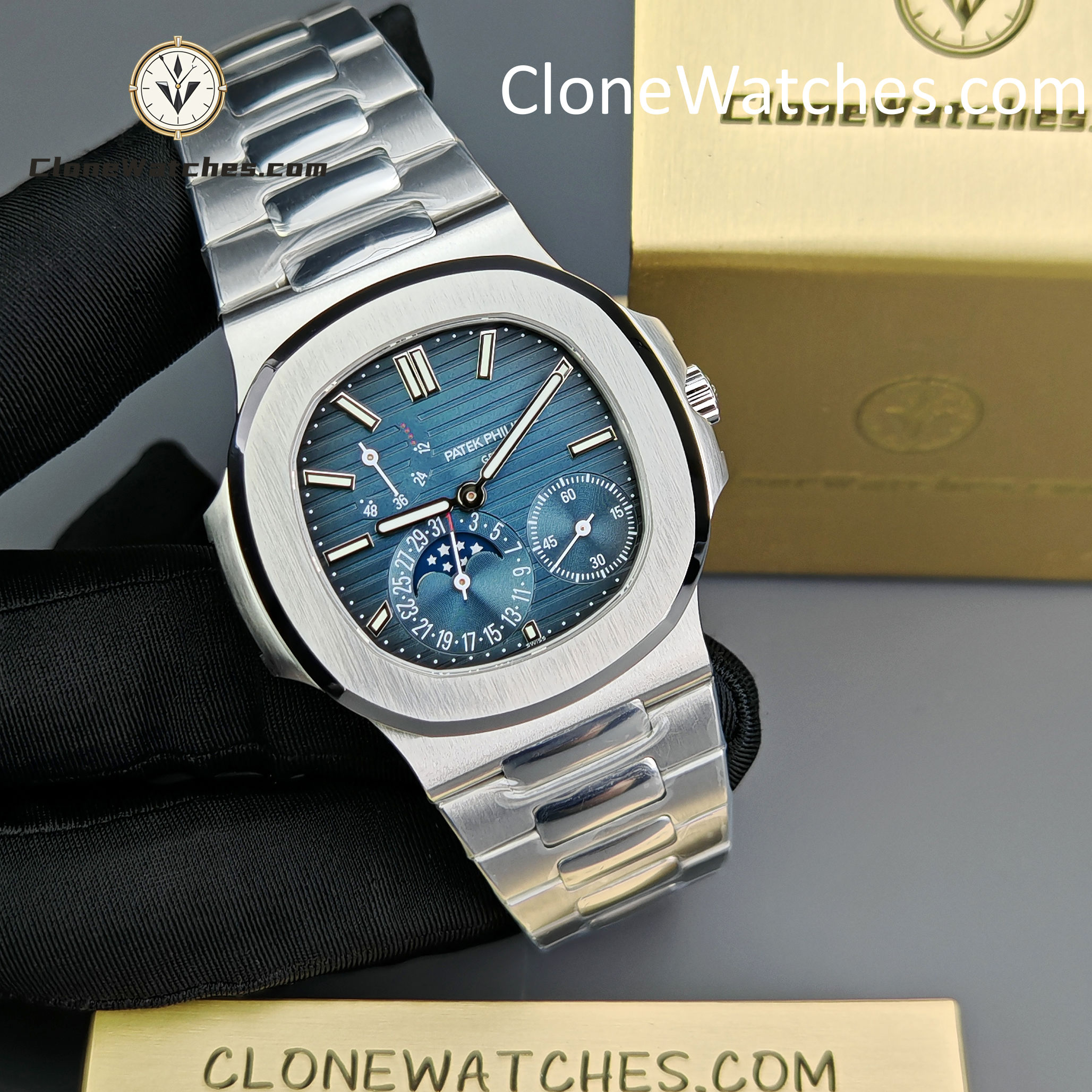 Patek Philippe Super Clone Watches 1:1 Nautilus Moon Phase 5712 Blue Dial New Clasp