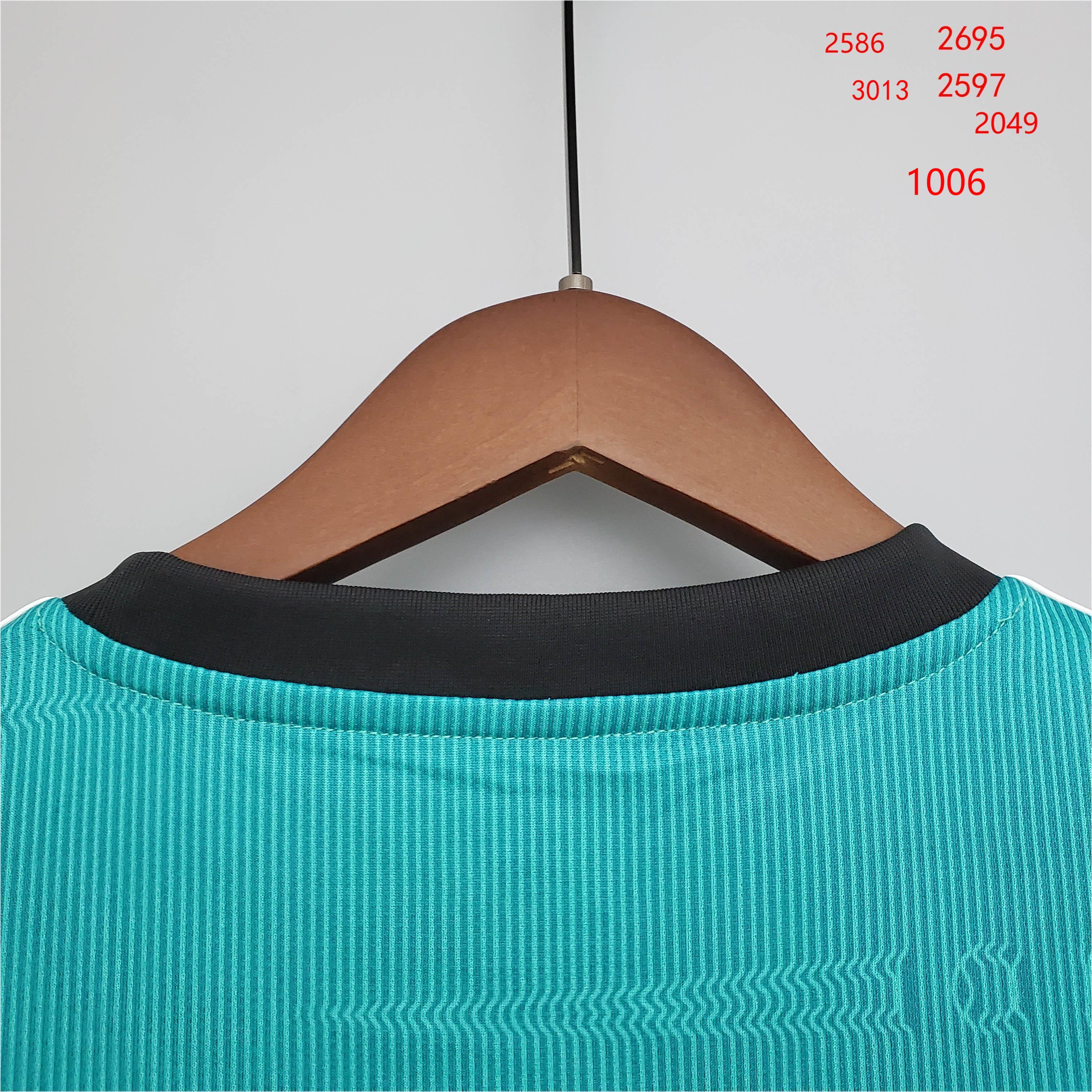 2021/22 Real Madrid Football Shirt Third Away