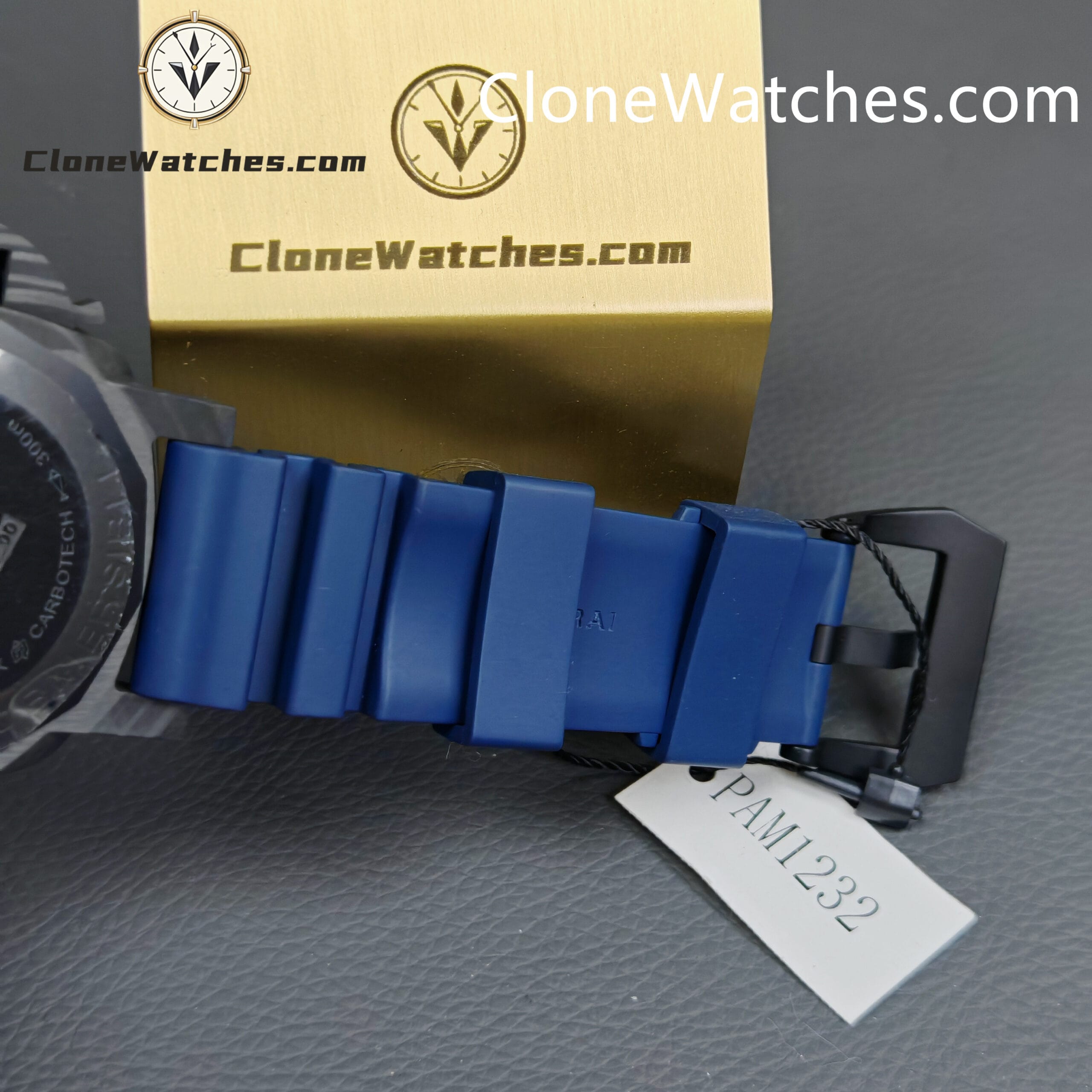Panerai Super Clone Watches 1:1 Submersible QuarantaQuattro CarbotechTM PAM01232
