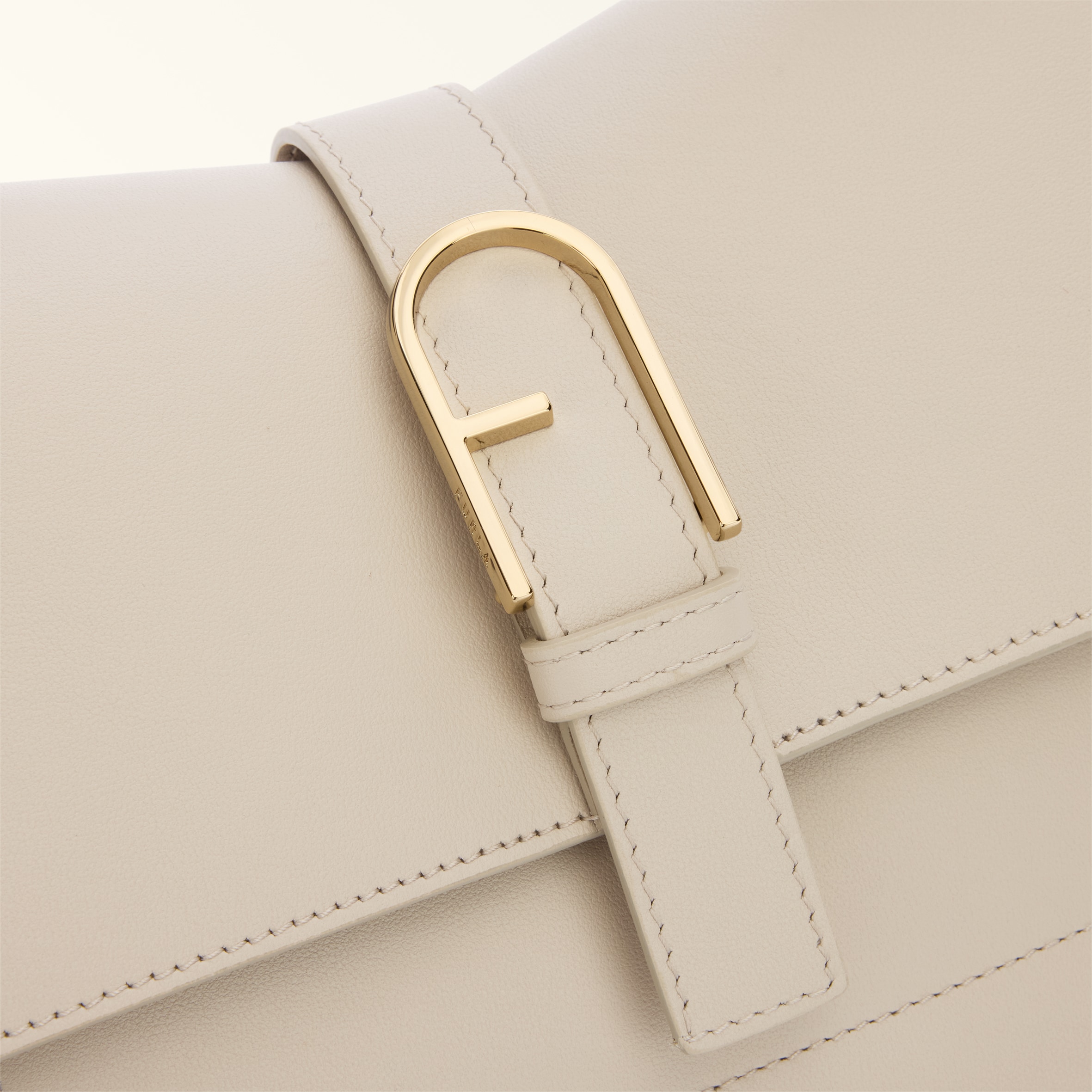 Furla Flow Top Handle M