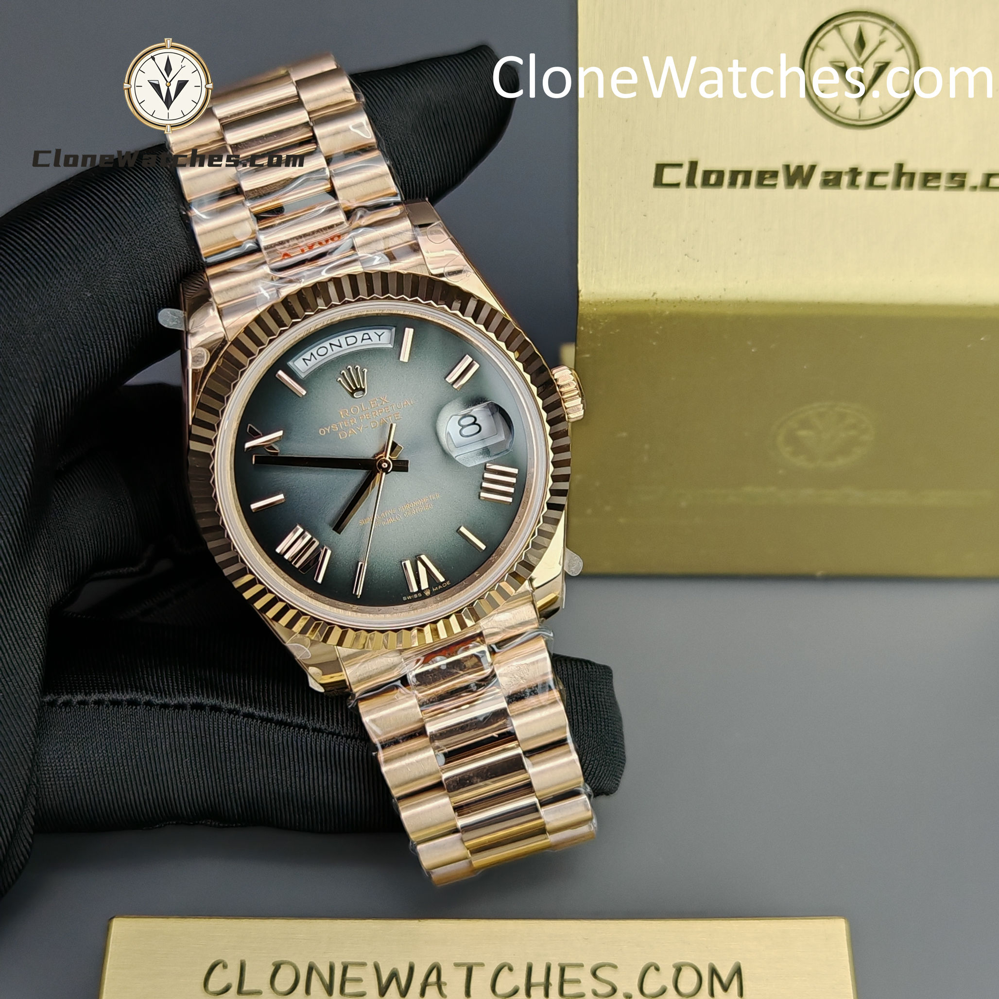 Rolex Super Clone Watches 1:1 Day Date 18K Rose Gold Grey Roman Dial 40mm m228235-0055 3255 Movement